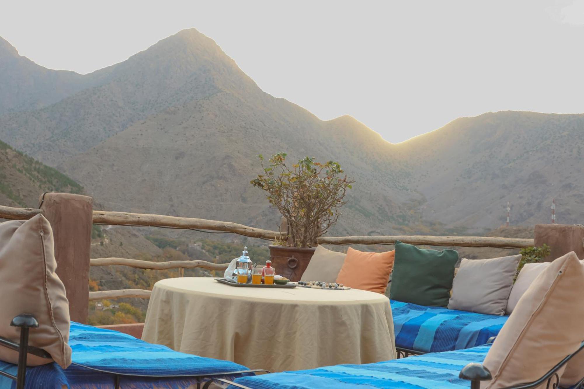 Aux Lumieres Du Toubkal Light Of Toubkal Otel Imlil  Dış mekan fotoğraf